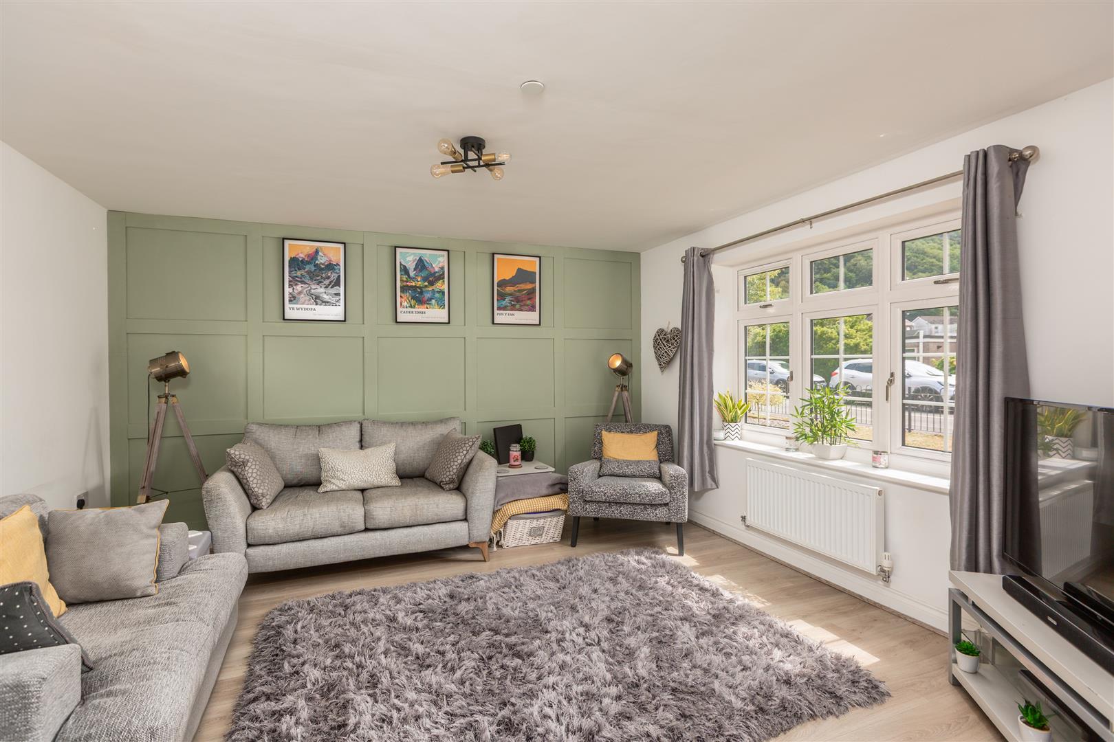 Clos Gelli Wen, Pontardawe, Swansea, SA8 3DF